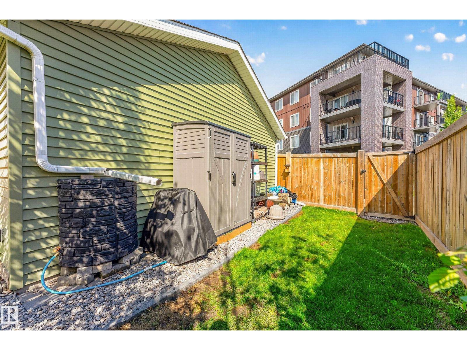 2821 MAPLE WY NW - 36