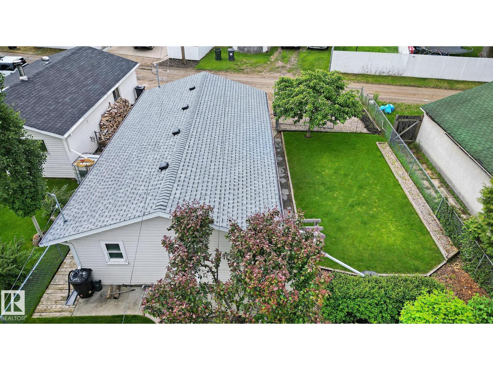 31 RIVER DR — photo 38