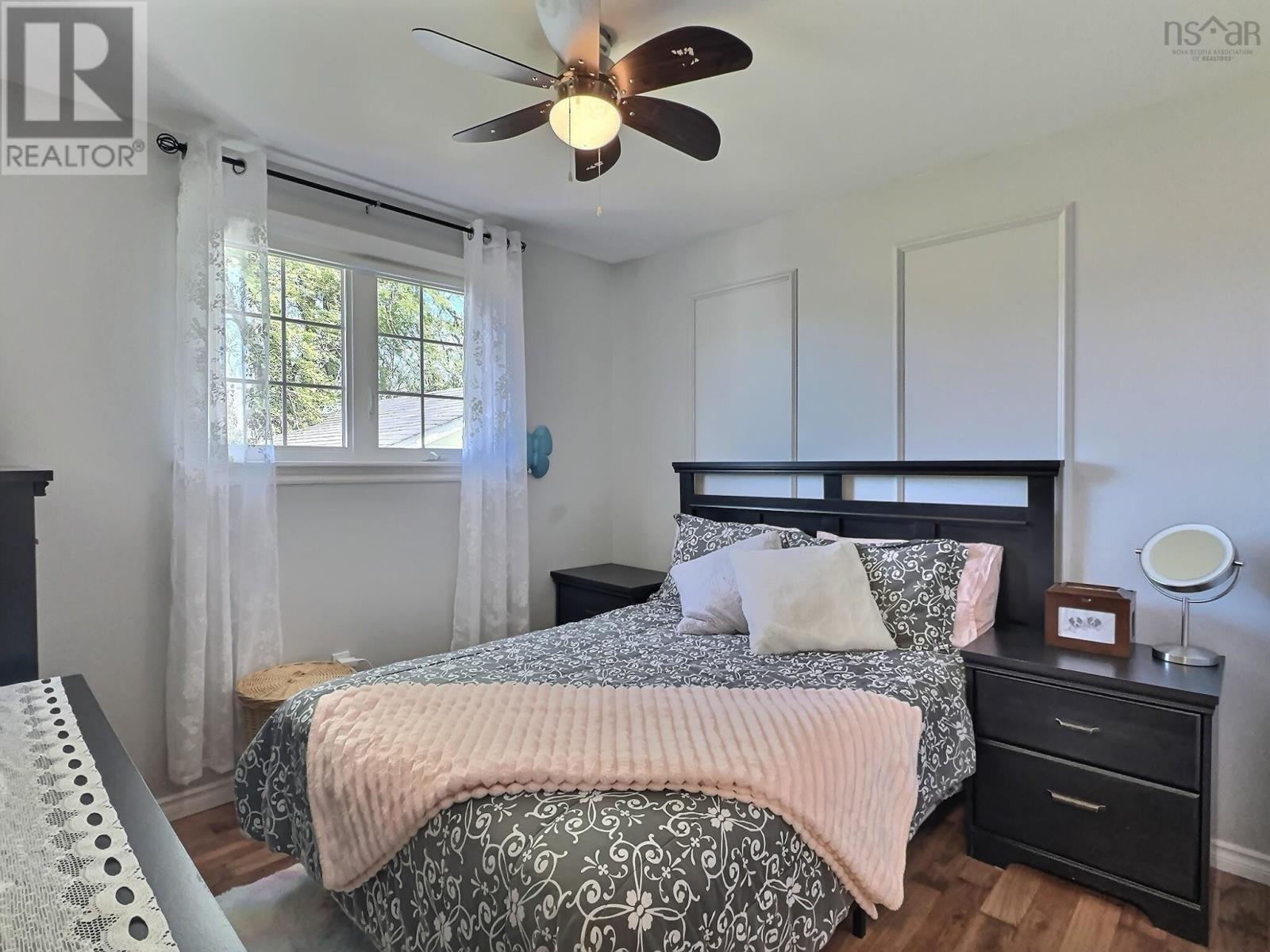 17 Alderney Drive - 10