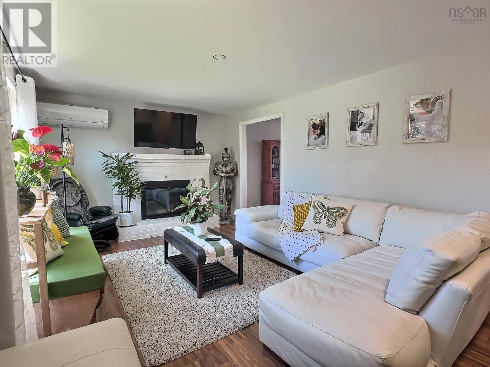 17 Alderney Drive - 6
