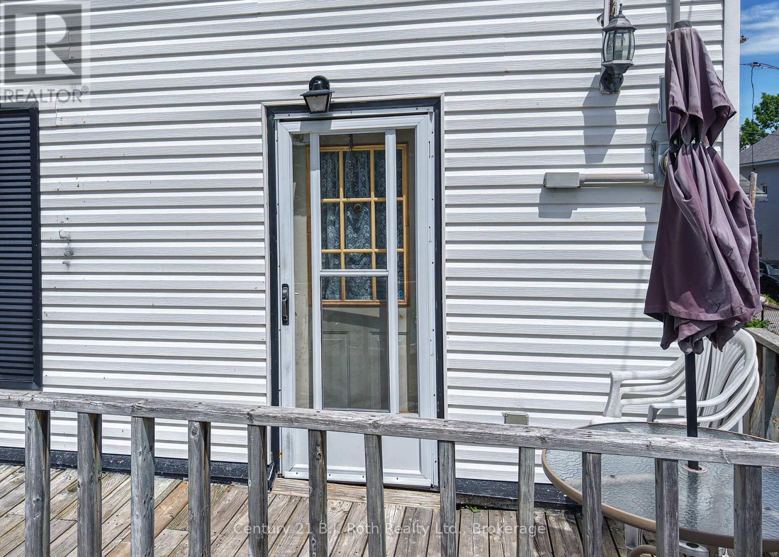 139 BORLAND STREET E - 18