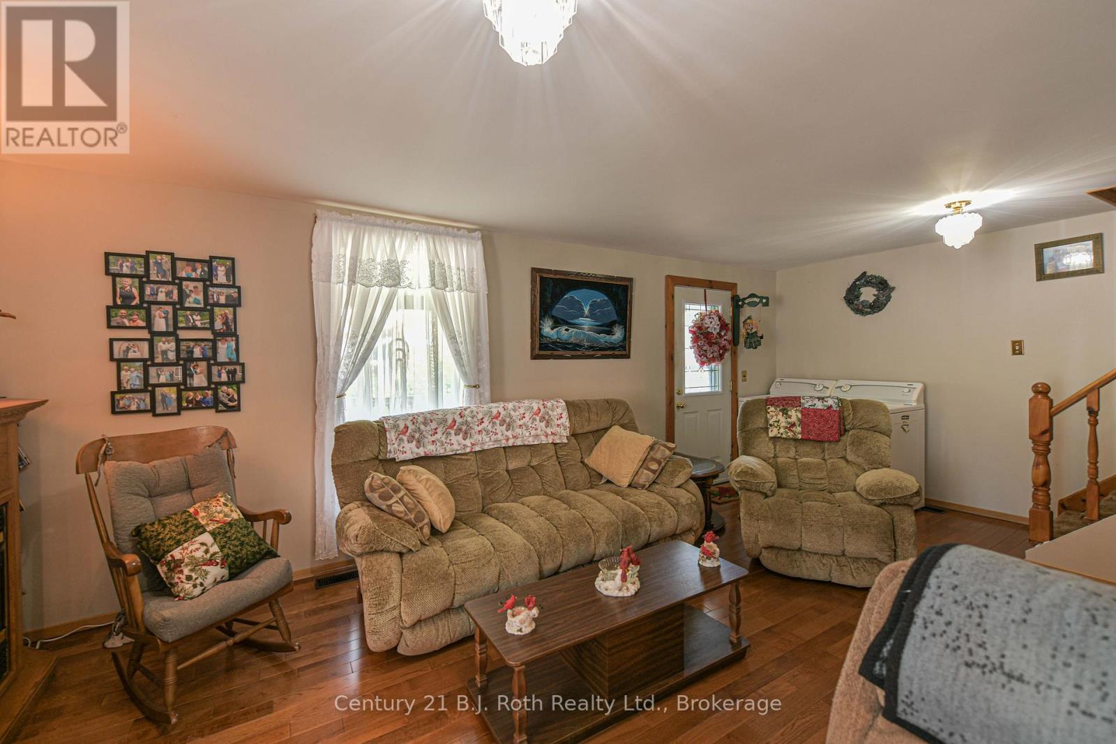 139 BORLAND STREET E - 29