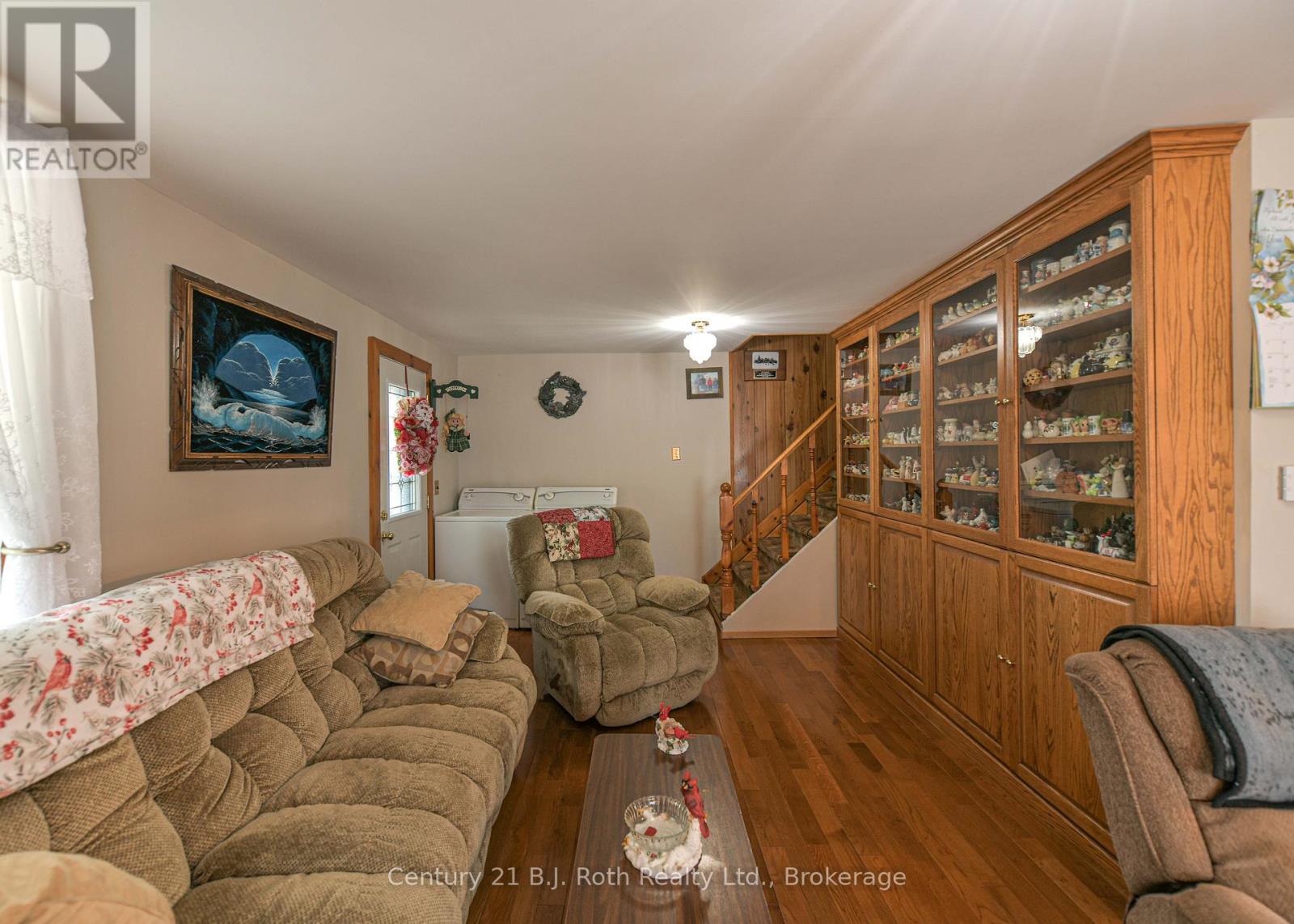 139 BORLAND STREET E - 30