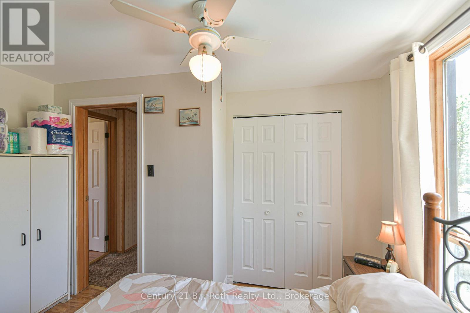 139 BORLAND STREET E - 42