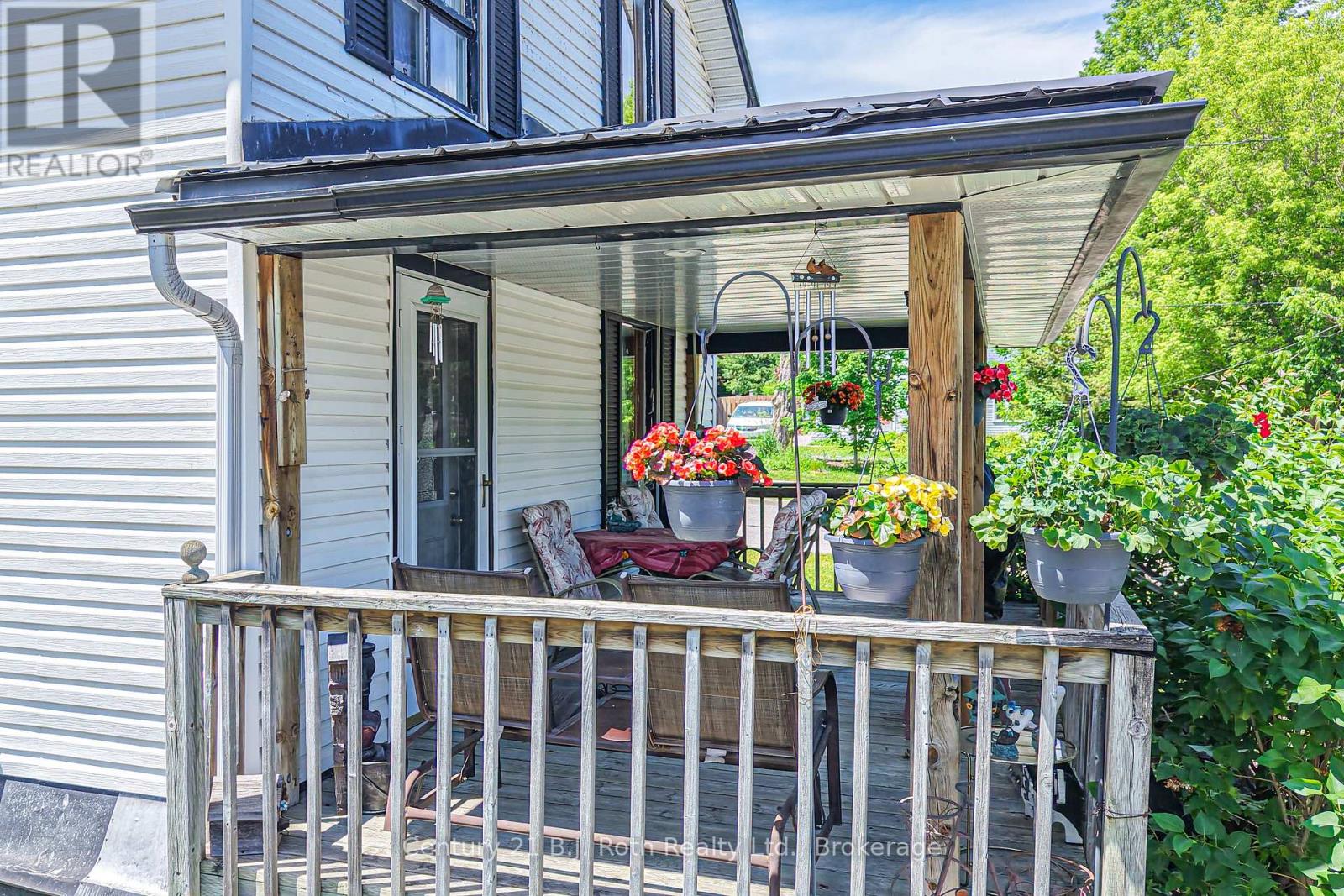 139 BORLAND STREET E - 5
