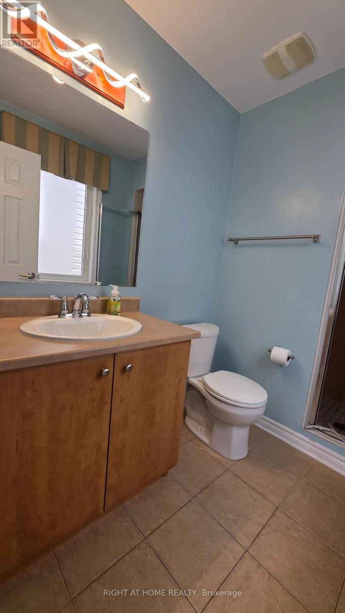 4 Bed, 3 Bath House for Rent in Ottawa – 3588 CAMBRIAN RD CAMBRIAN ROAD, Ottawa – MLS# X13471832 - Image 32