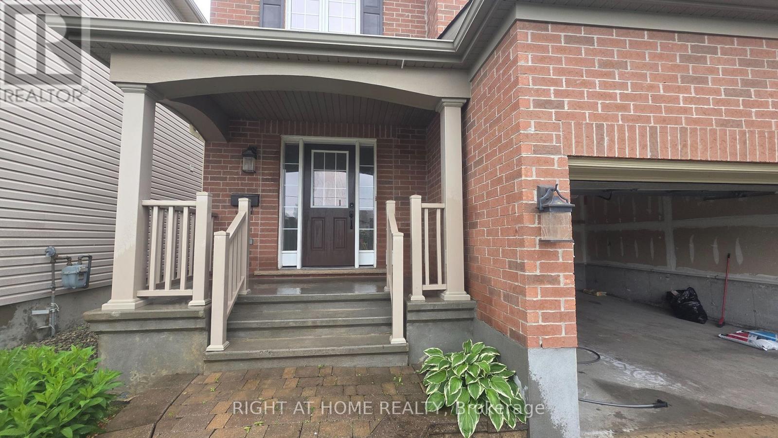 4 Bed, 3 Bath House for Rent in Ottawa – 3588 CAMBRIAN RD CAMBRIAN ROAD, Ottawa – MLS# X13471832 - Image 45