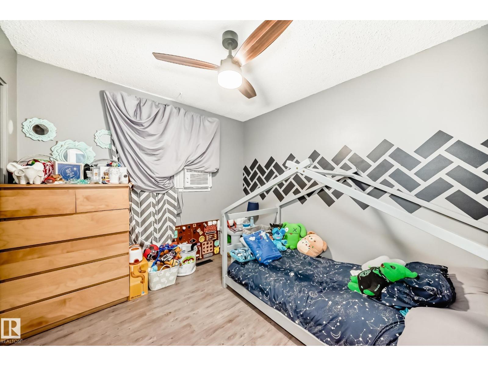 5106 19 AV NW - 18