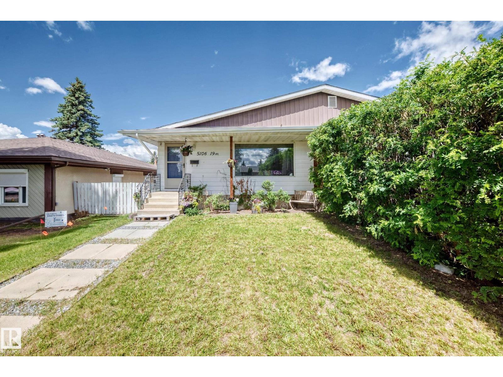 5106 19 AV NW - 1