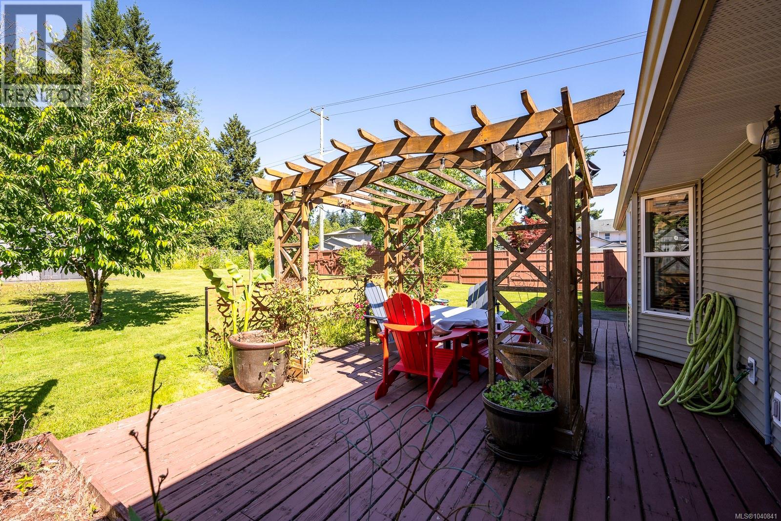 4722 Cruickshank Pl - 24