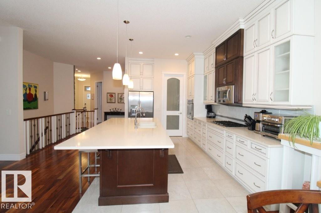176 Ambleside DR SW - 9