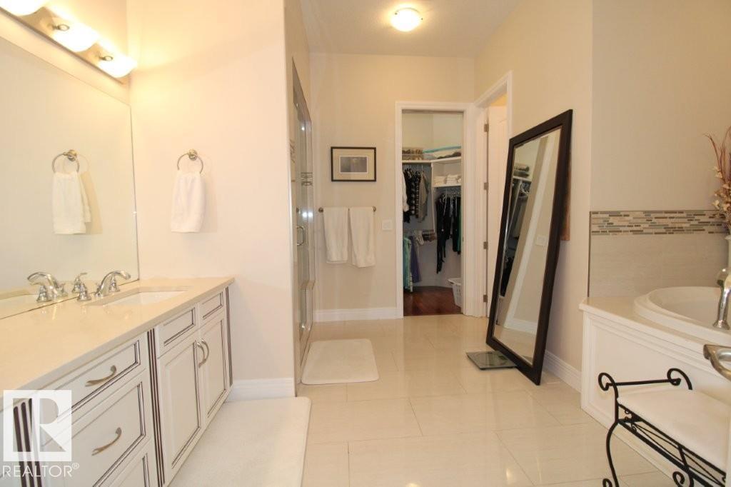 176 Ambleside DR SW - 24