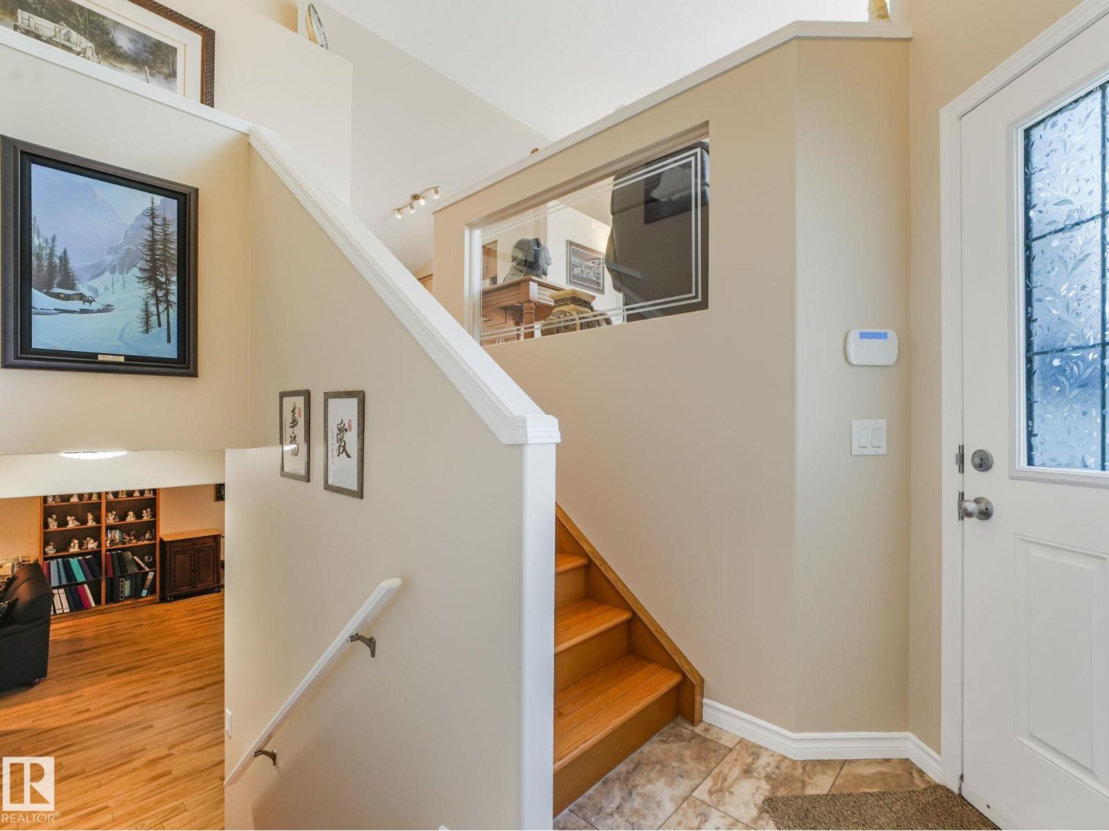 8616 176 AV NW — photo 22