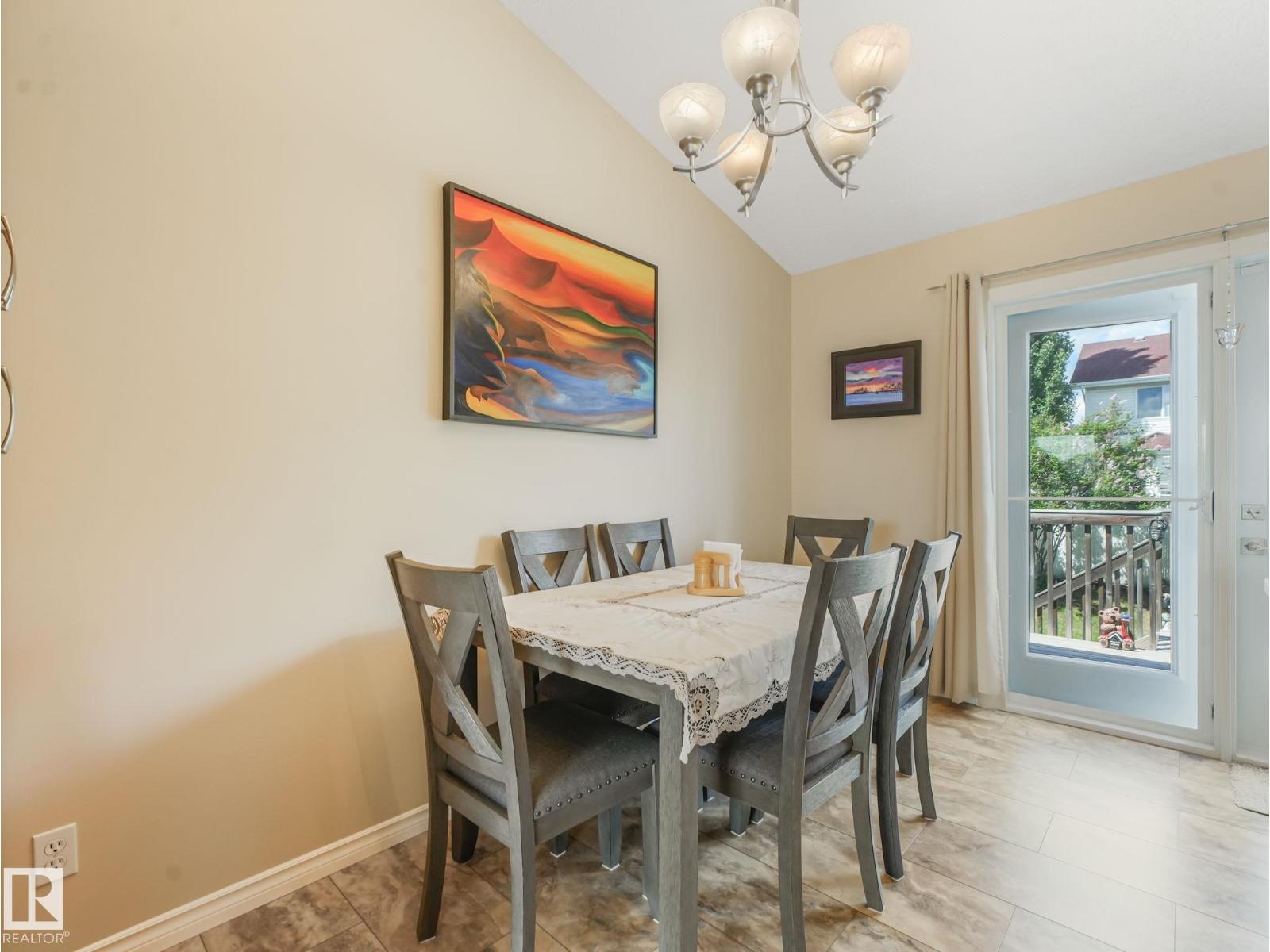 8616 176 AV NW — photo 35