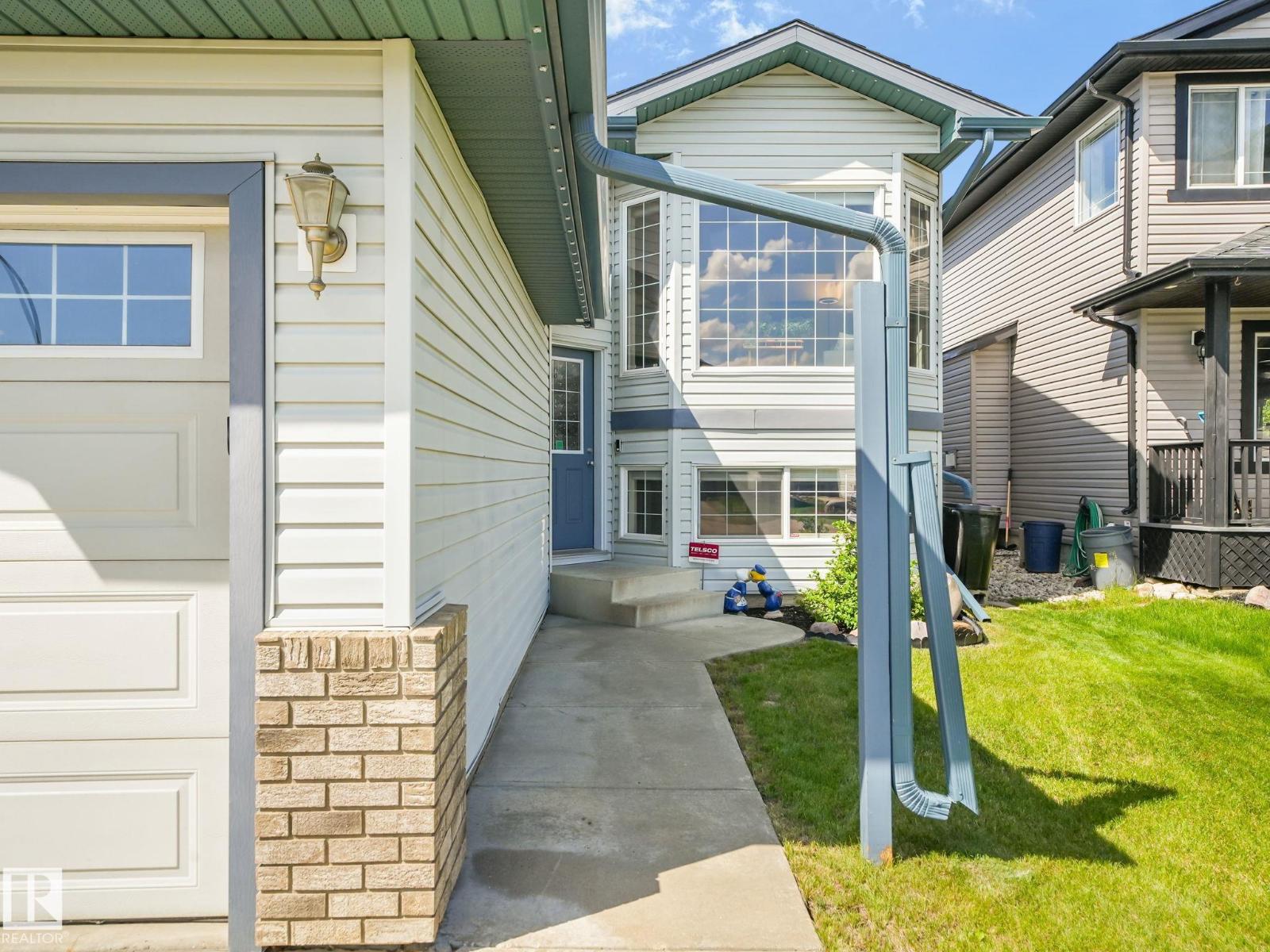 8616 176 AV NW - photo 4
