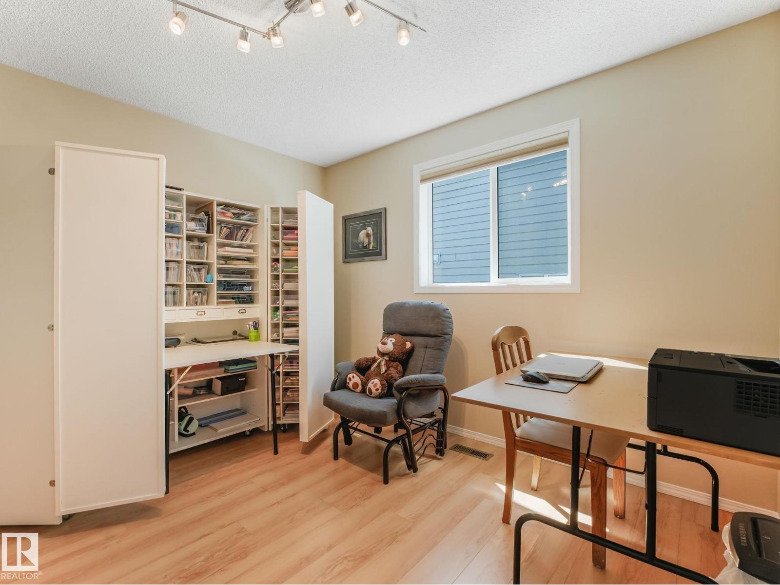 8616 176 AV NW — photo 41
