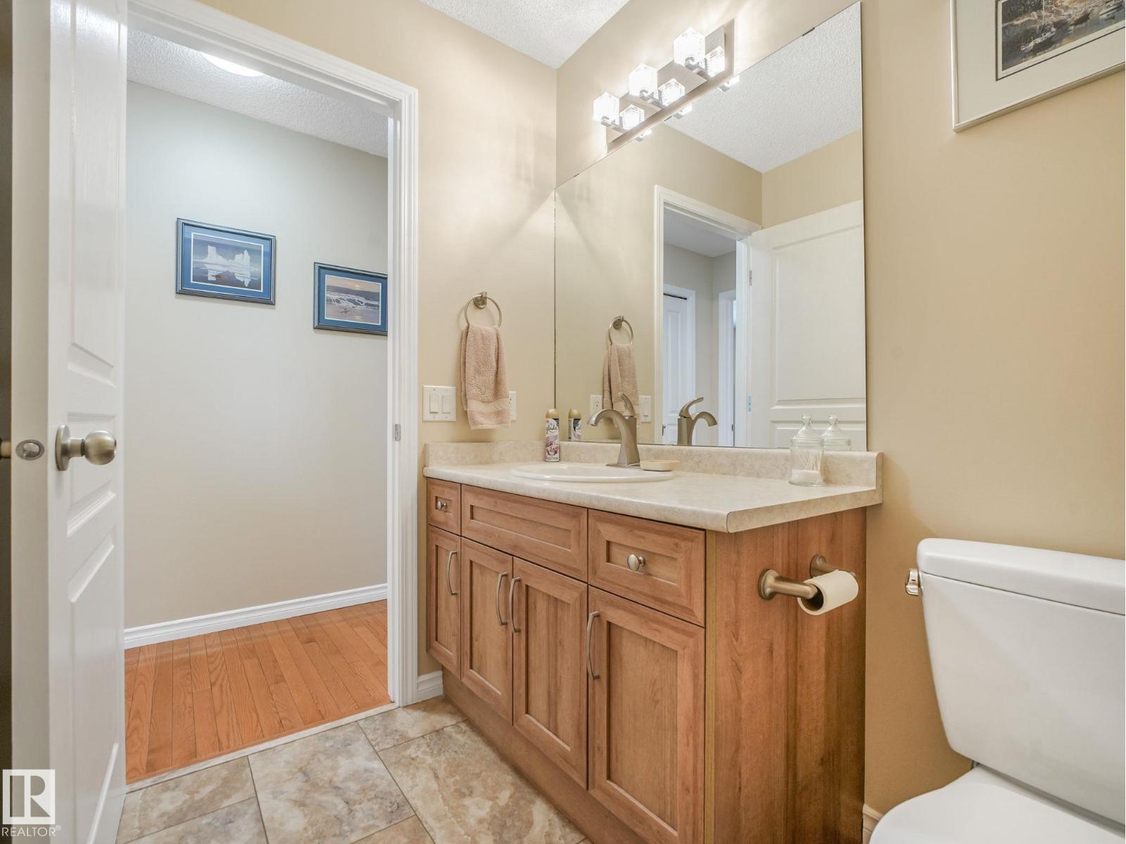 8616 176 AV NW — photo 44
