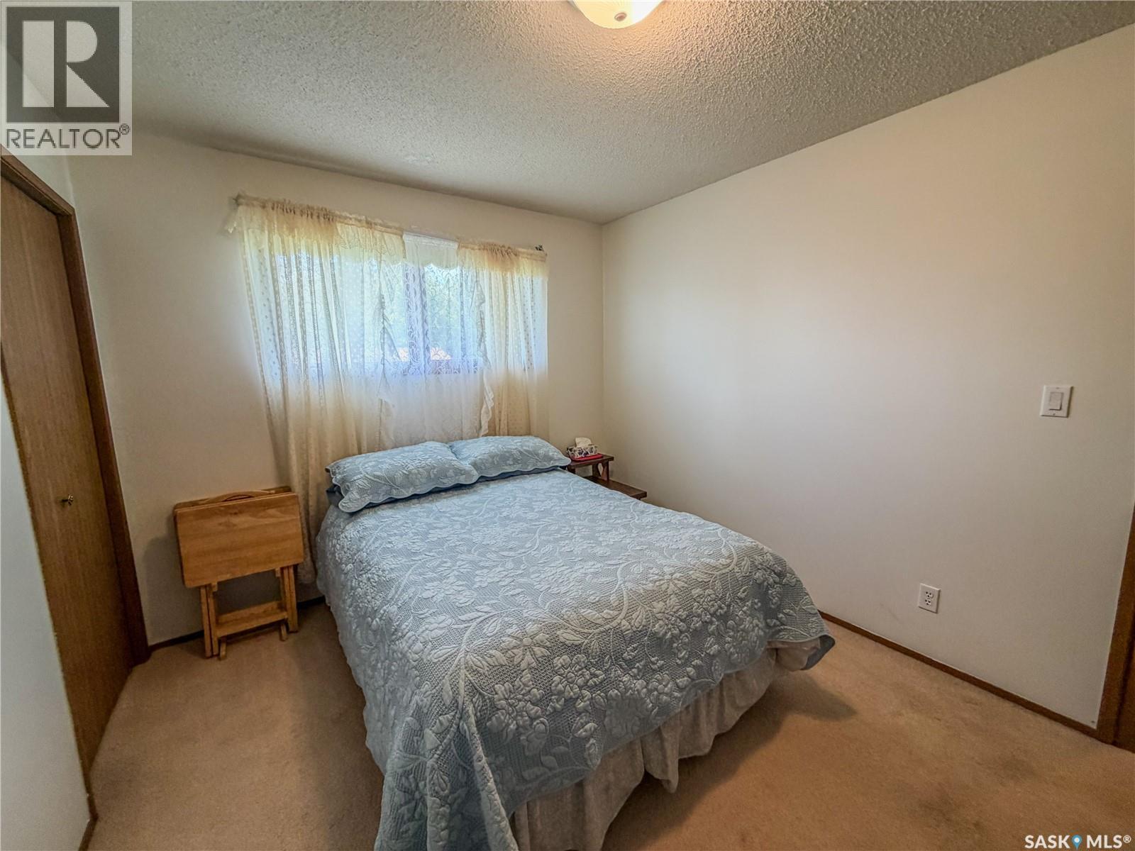 119 Hudson Bay AVENUE - 24