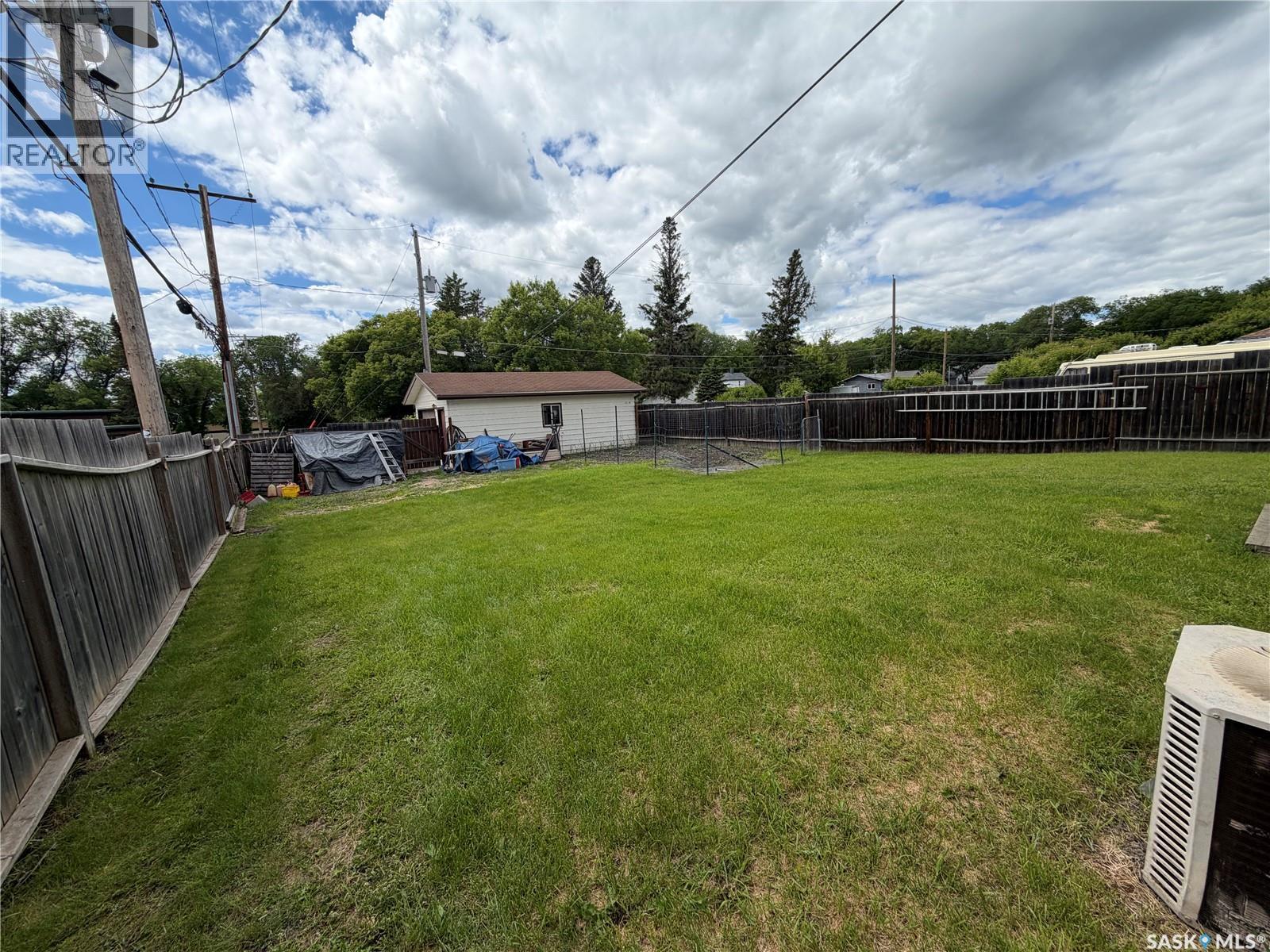 119 Hudson Bay AVENUE - 8