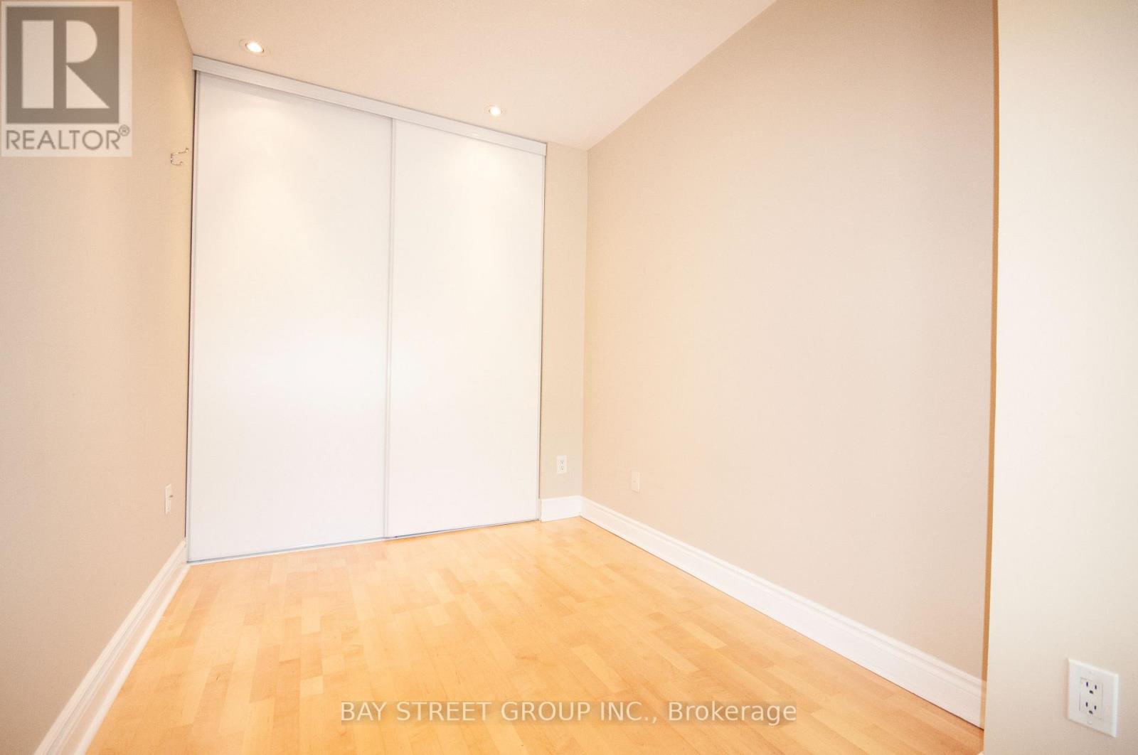 57 GALLERIA PARKWAY - 4
