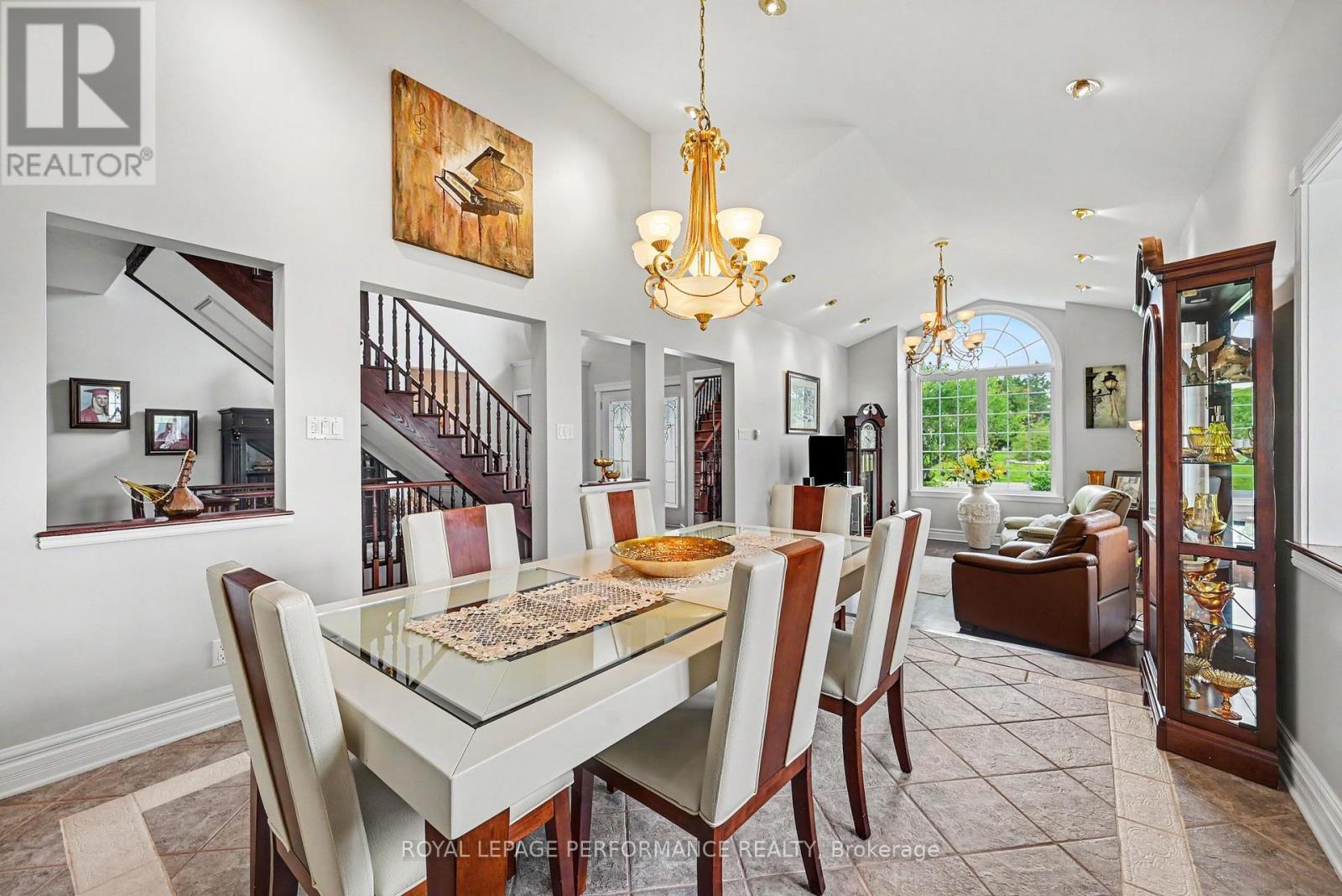 18 CHANTINE DRIVE - 14