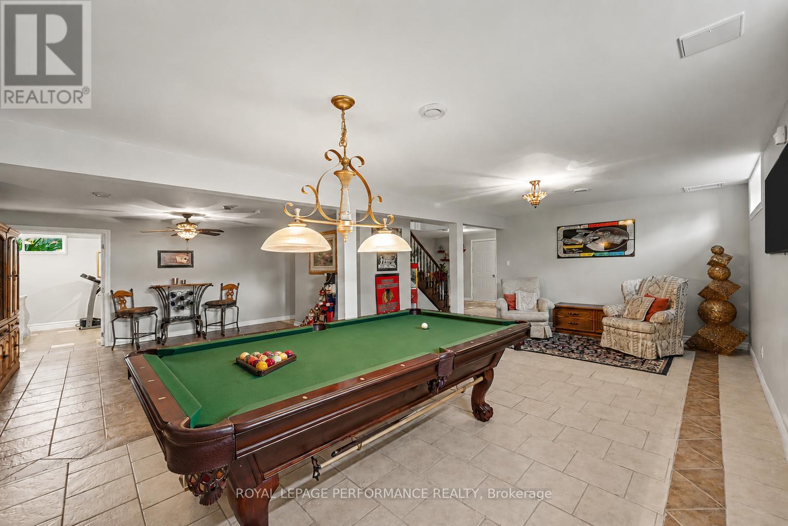 18 CHANTINE DRIVE - 34