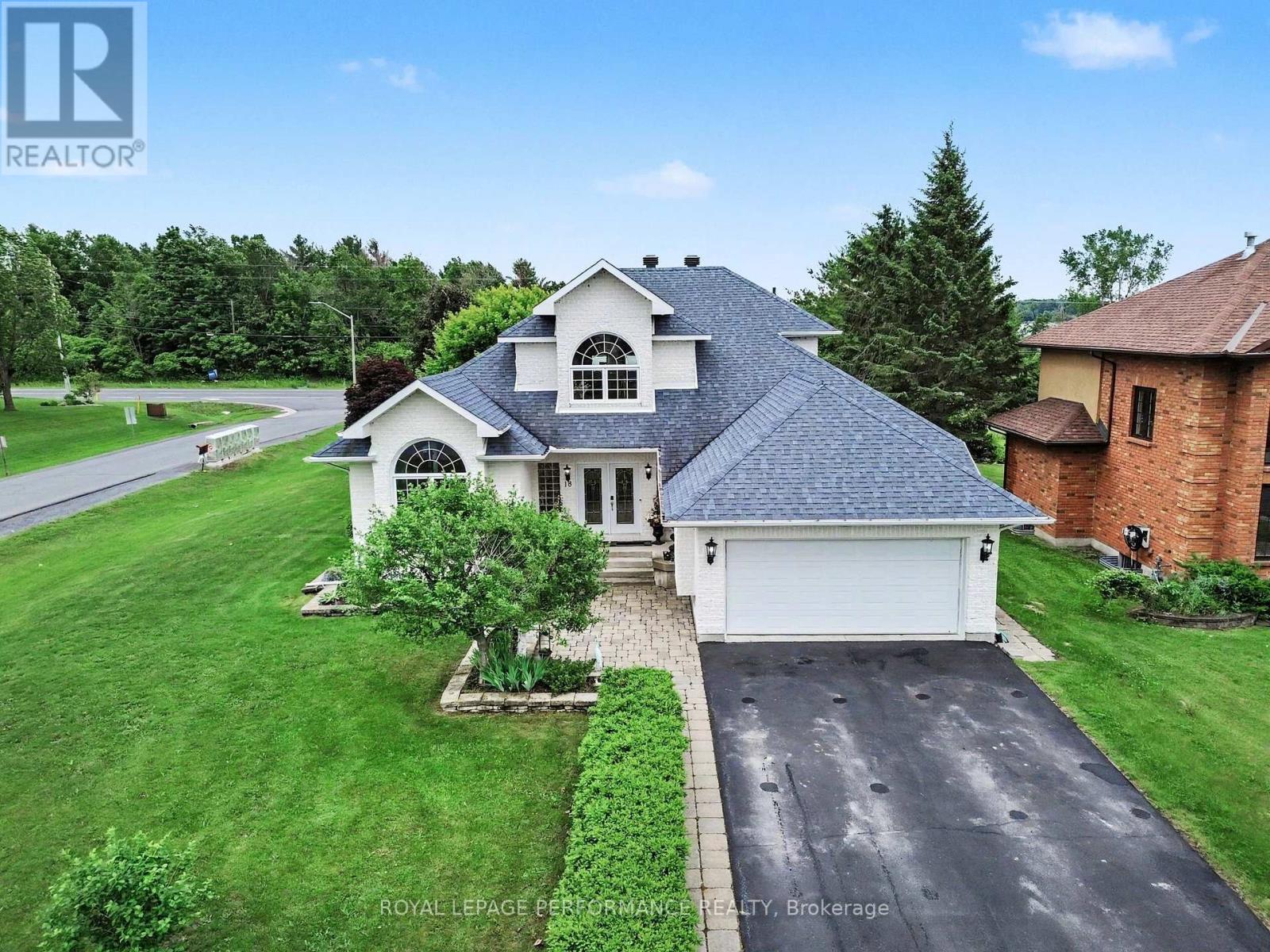 18 CHANTINE DRIVE - 4