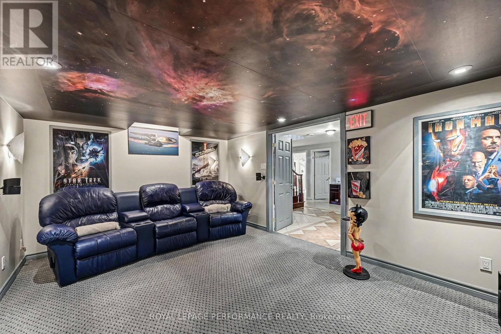 18 CHANTINE DRIVE - 40