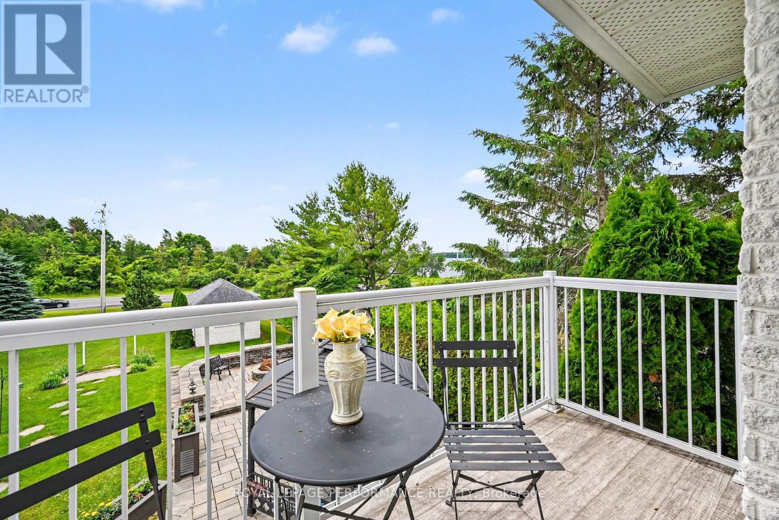 18 CHANTINE DRIVE - 49