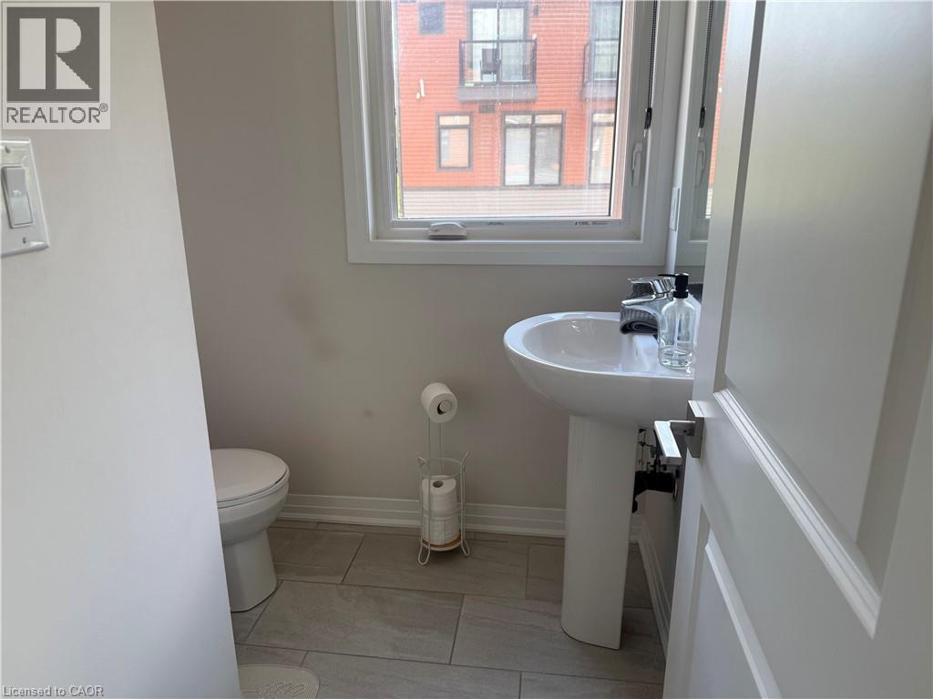 #61 2 WILLOW Street - 9