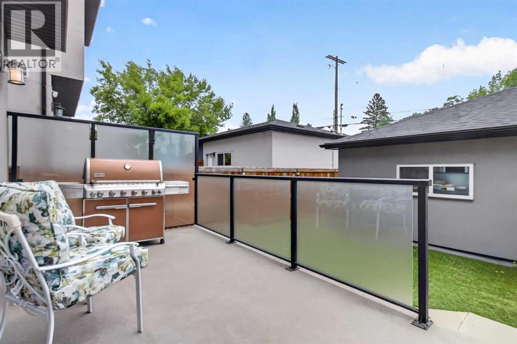 2234 28 Street SW — photo 33