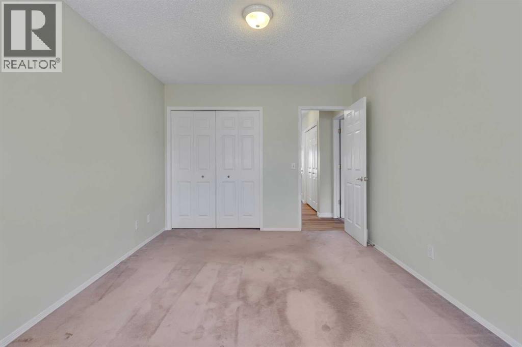 140 Valley Ridge Heights NW - 42