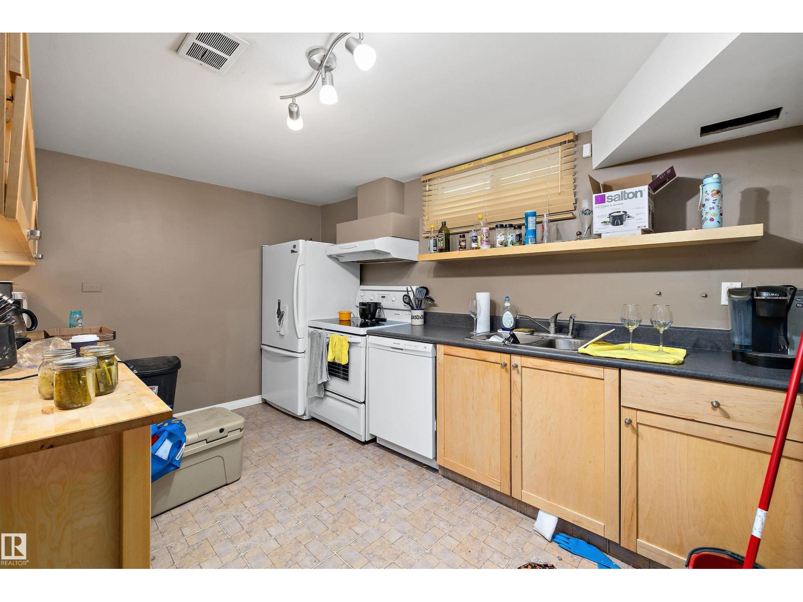 10735 50 ST NW — photo 30