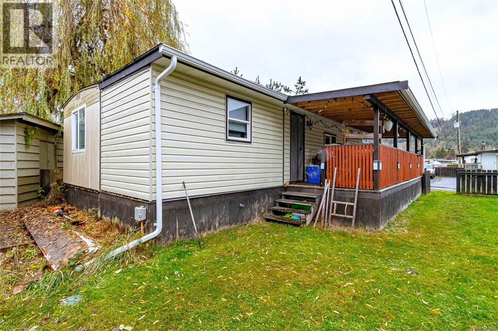 #132 1753 Cecil St - 1