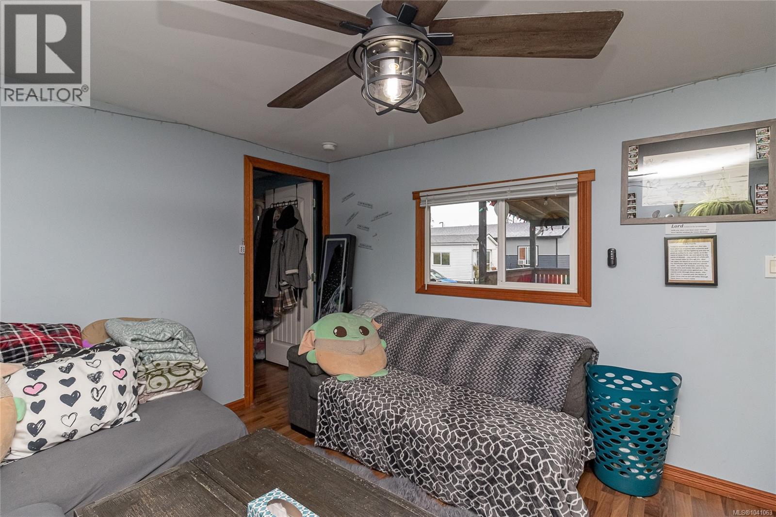 #132 1753 Cecil St - 11