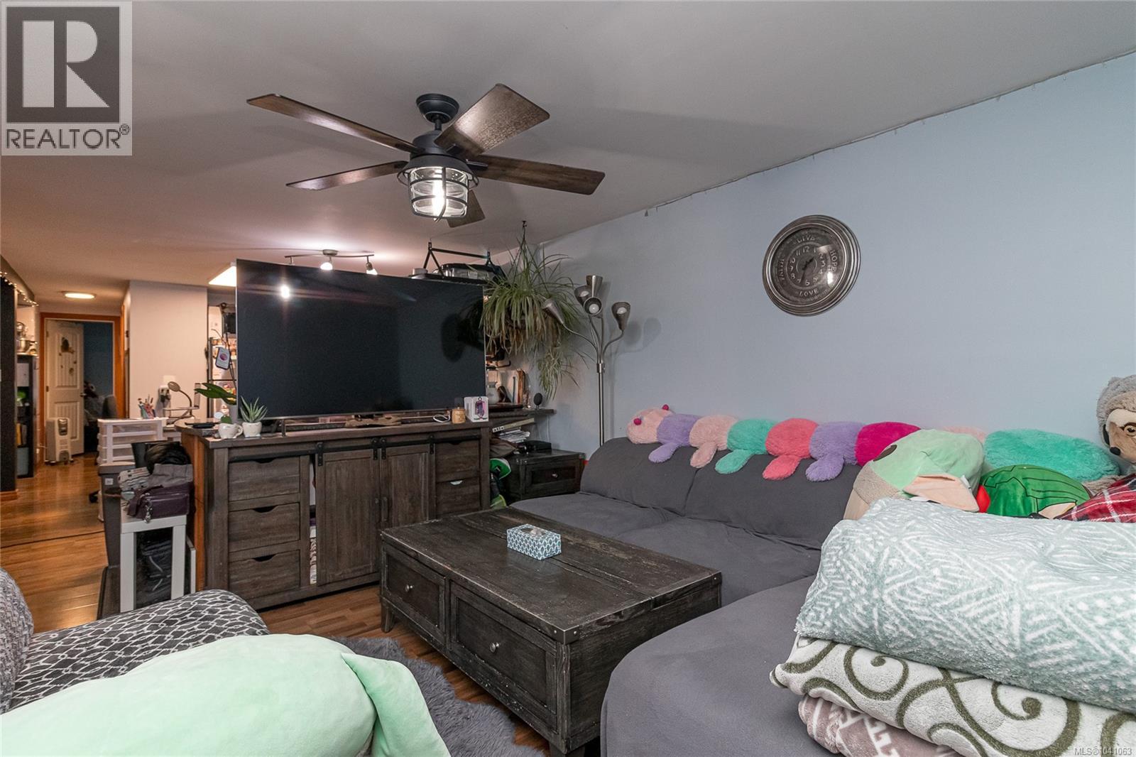 #132 1753 Cecil St - 12