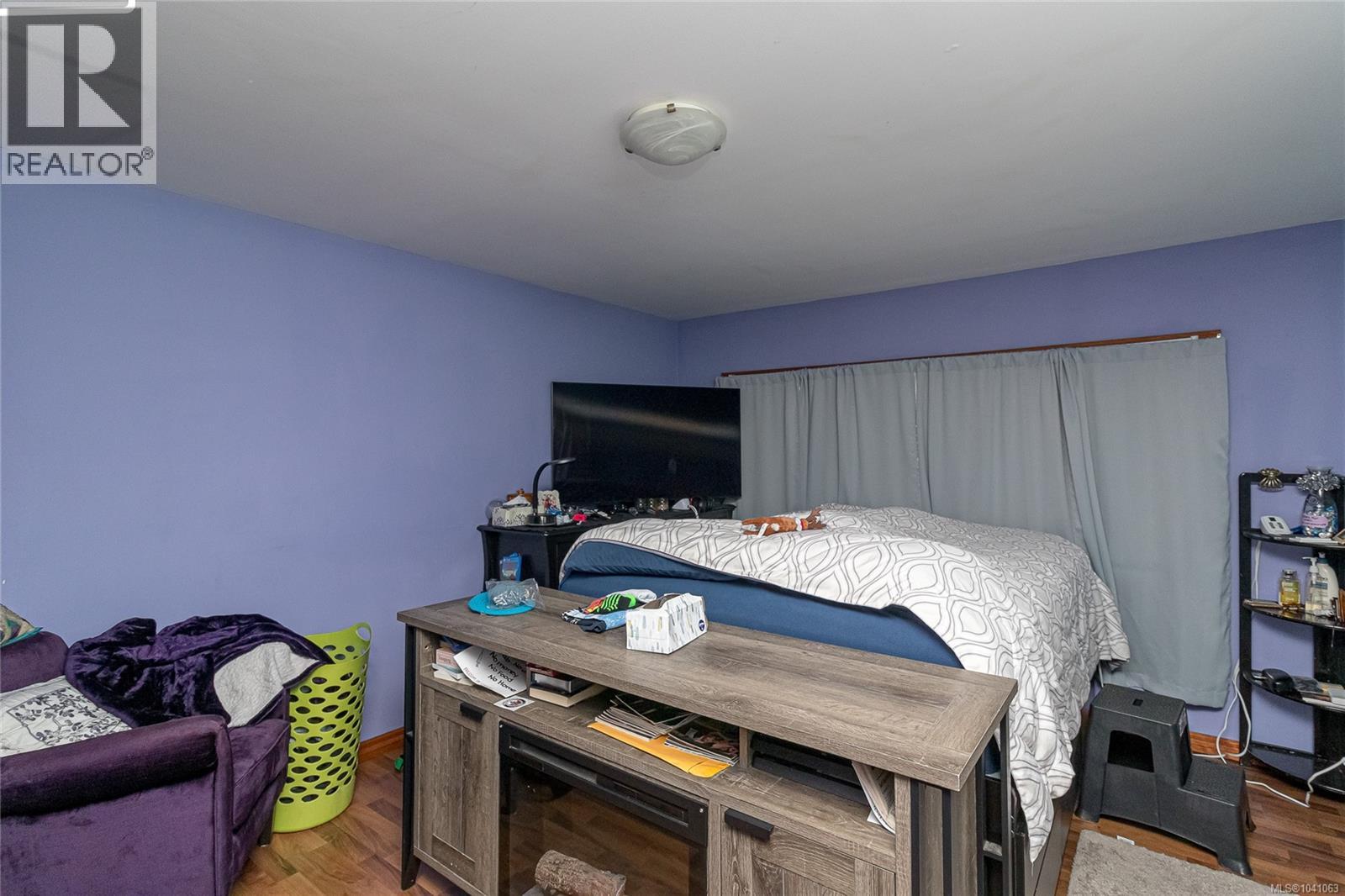 #132 1753 Cecil St - 16