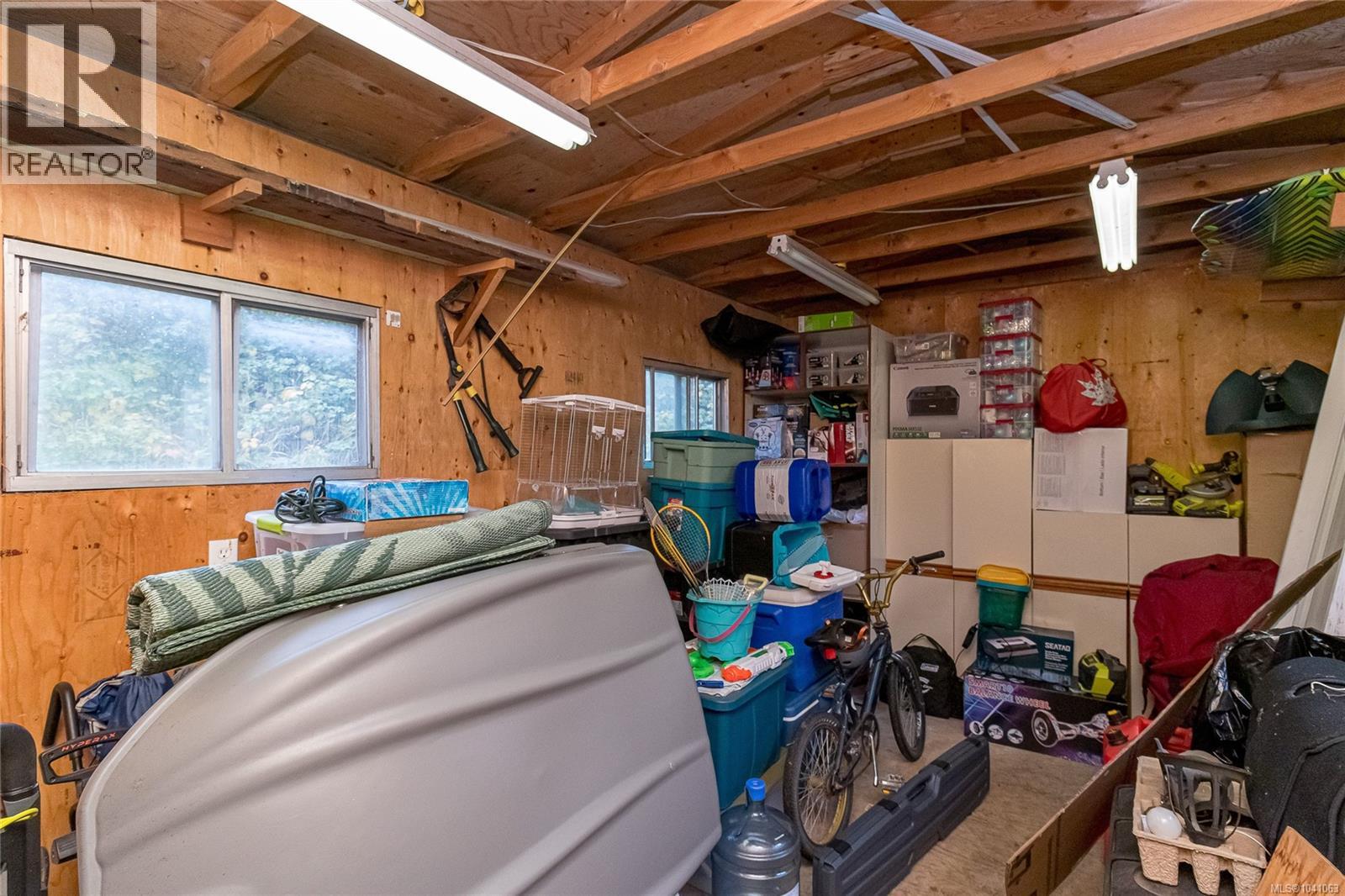 #132 1753 Cecil St - 26