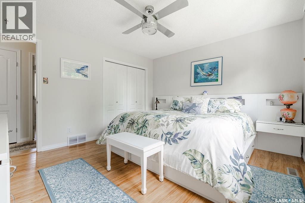 10 Capilano DRIVE — photo 22