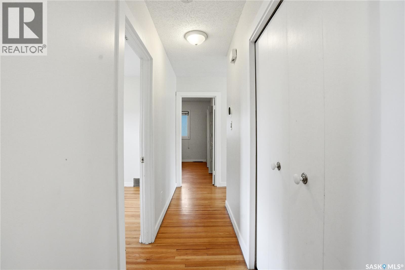 1308 Preston AVENUE S — photo 19