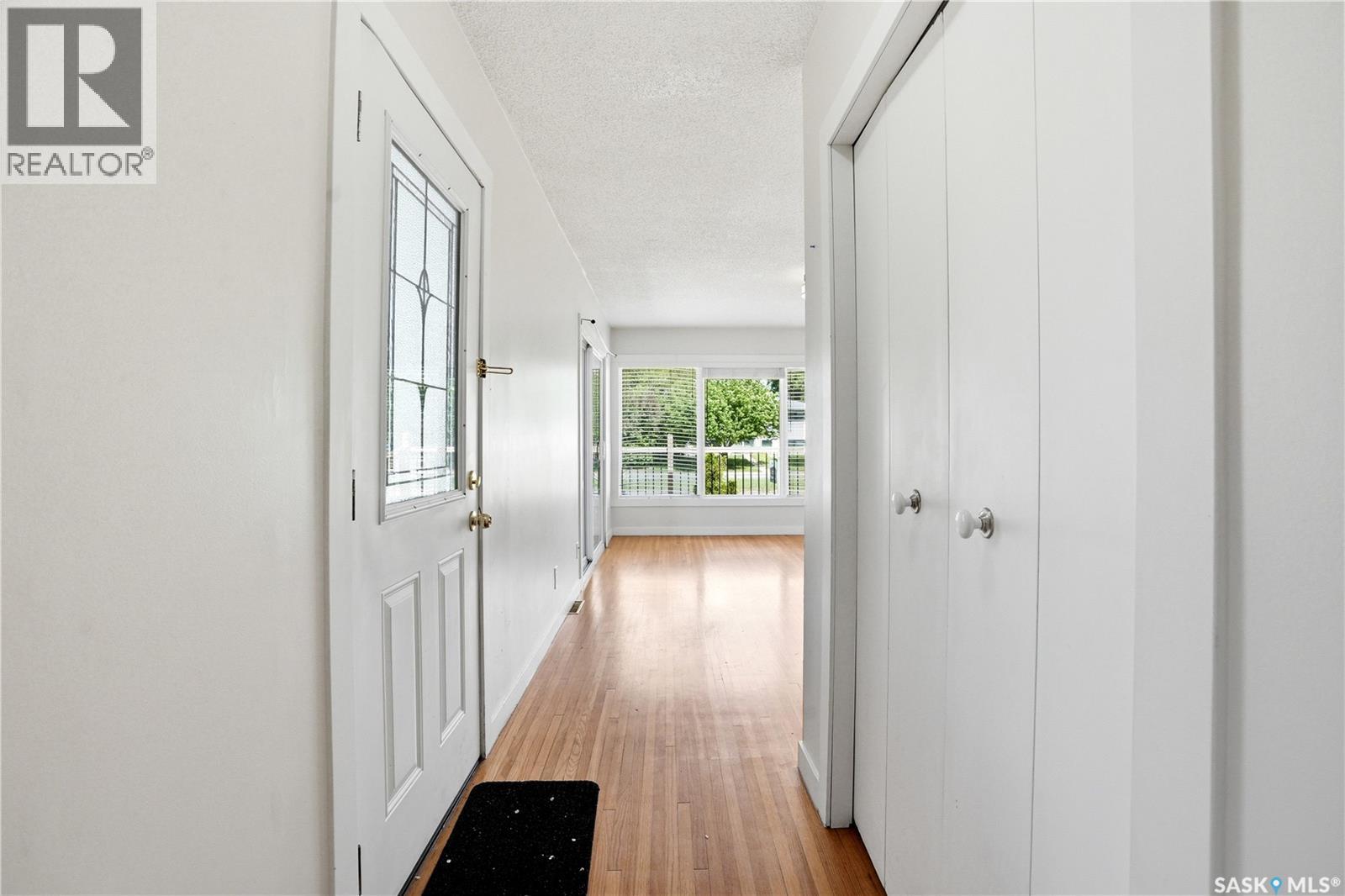 1308 Preston AVENUE S — photo 26