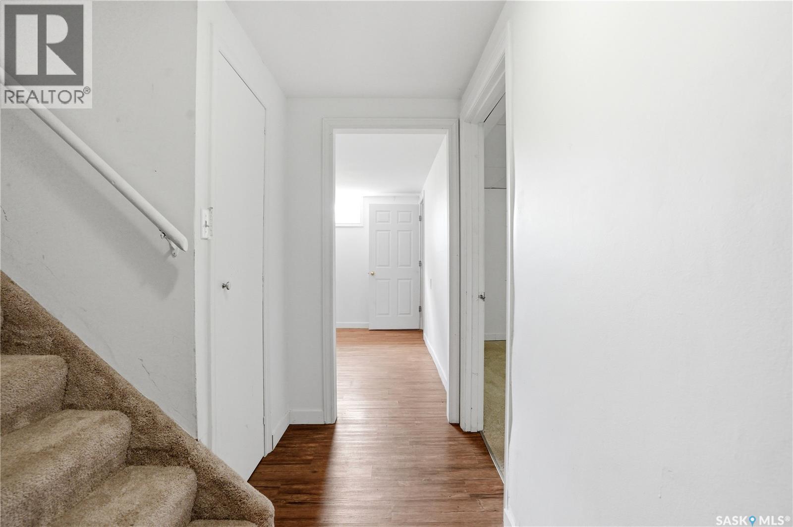 1308 Preston AVENUE S — photo 29