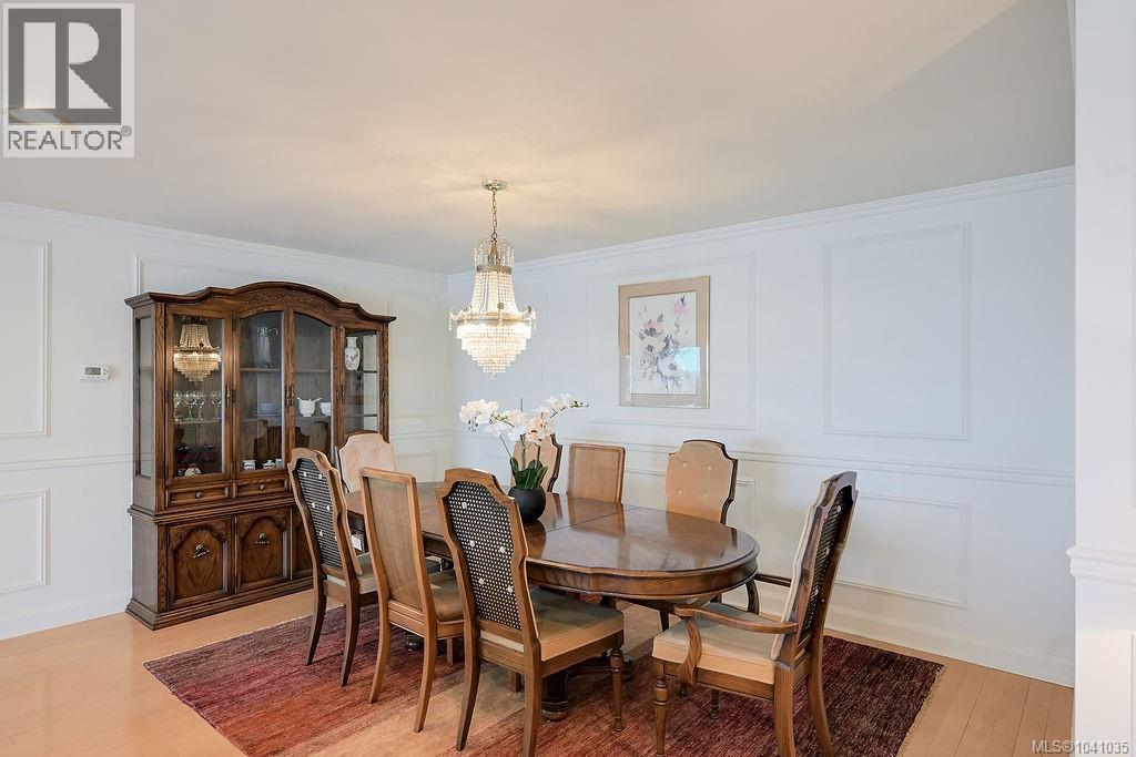 3565 Beach Dr - 18
