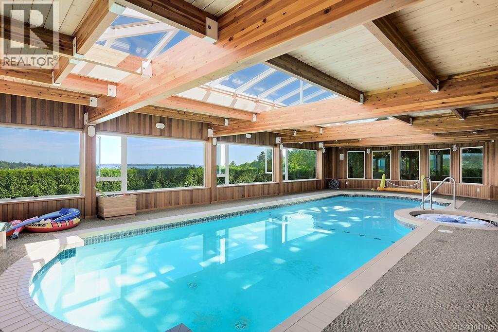 3565 Beach Dr - 49