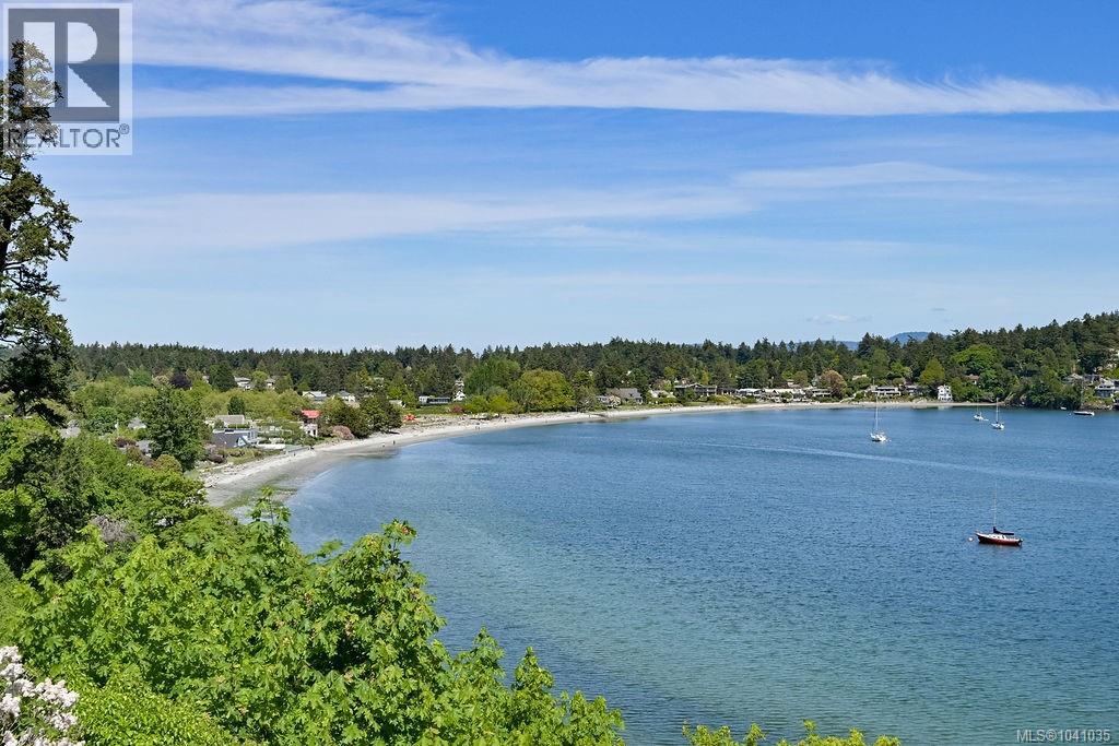 3565 Beach Dr - 61
