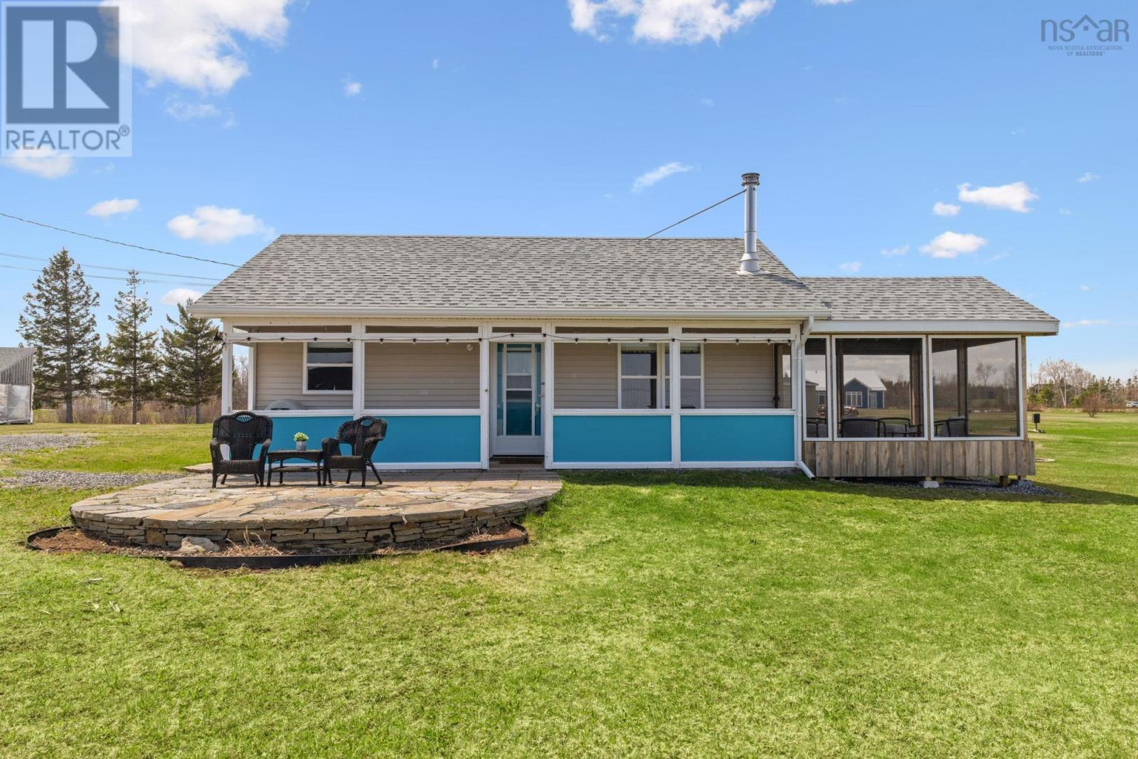 27 Island View Crescent - 1