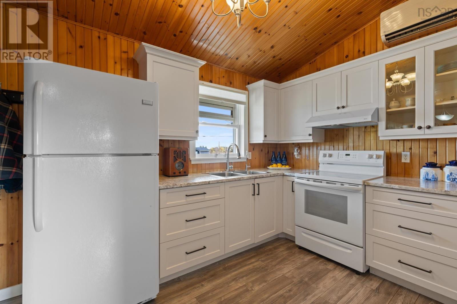 27 Island View Crescent - 14