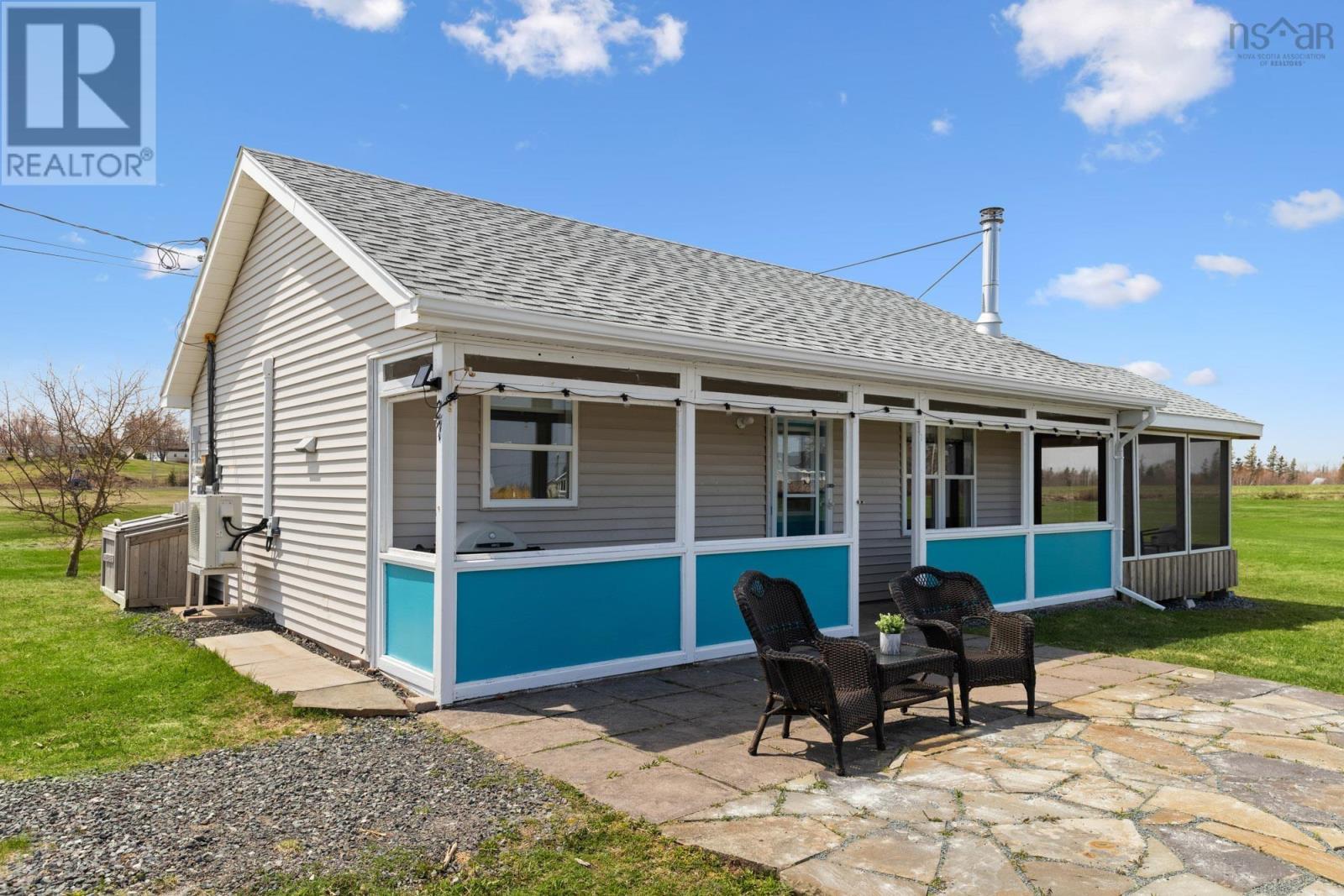 27 Island View Crescent - 2