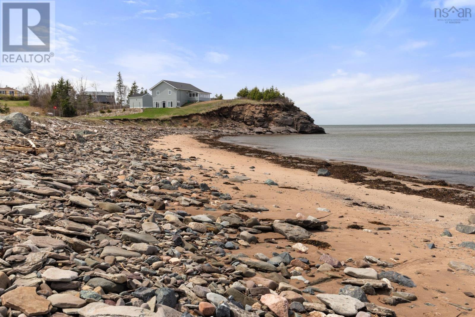 27 Island View Crescent - 32