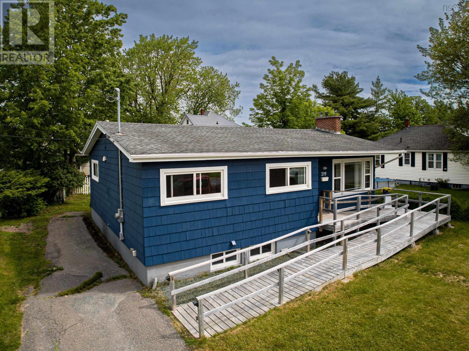319 Brunswick Street - 1